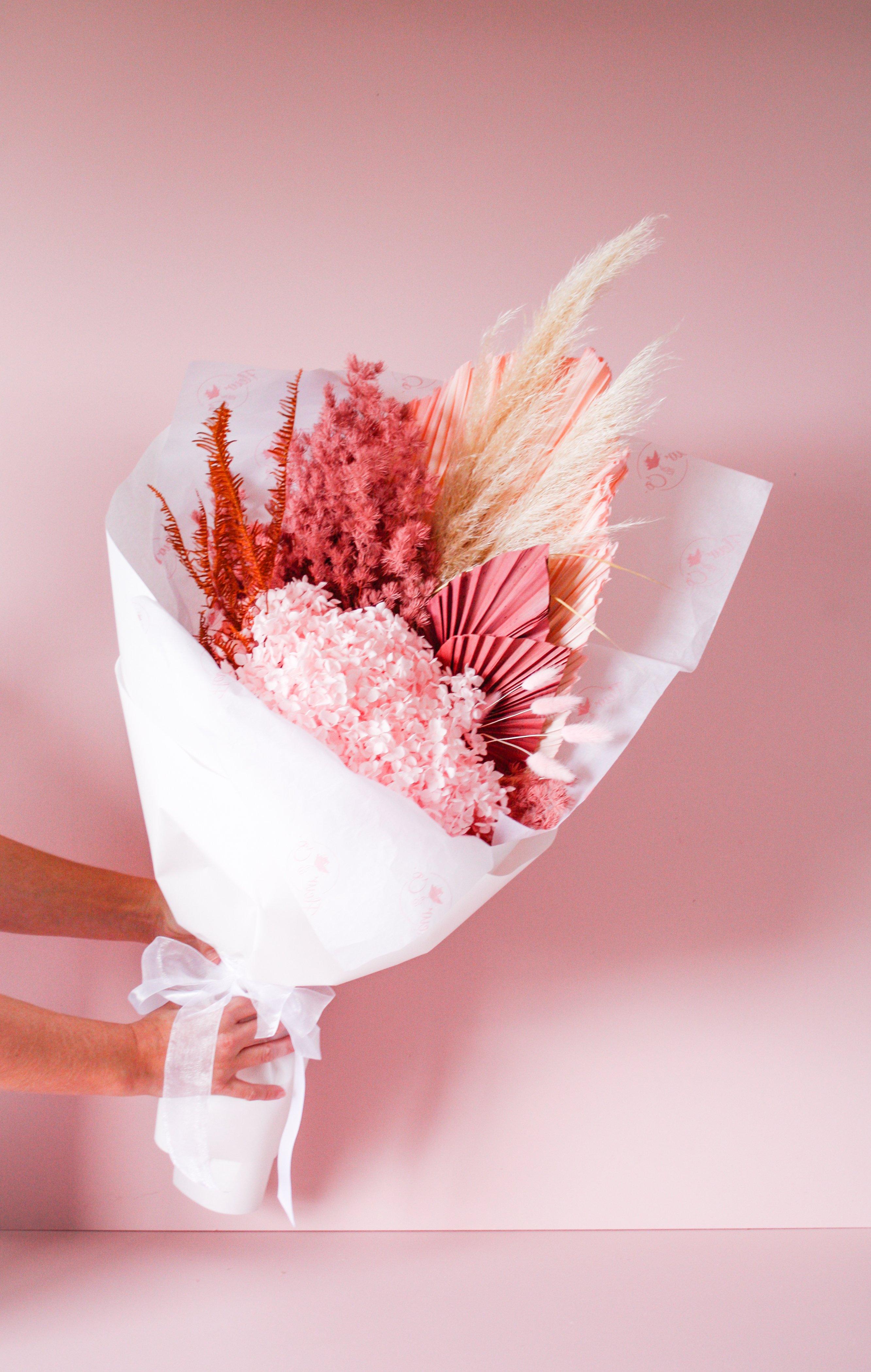 Everlasting Dried Bouquet Medium - Fleur & Co.