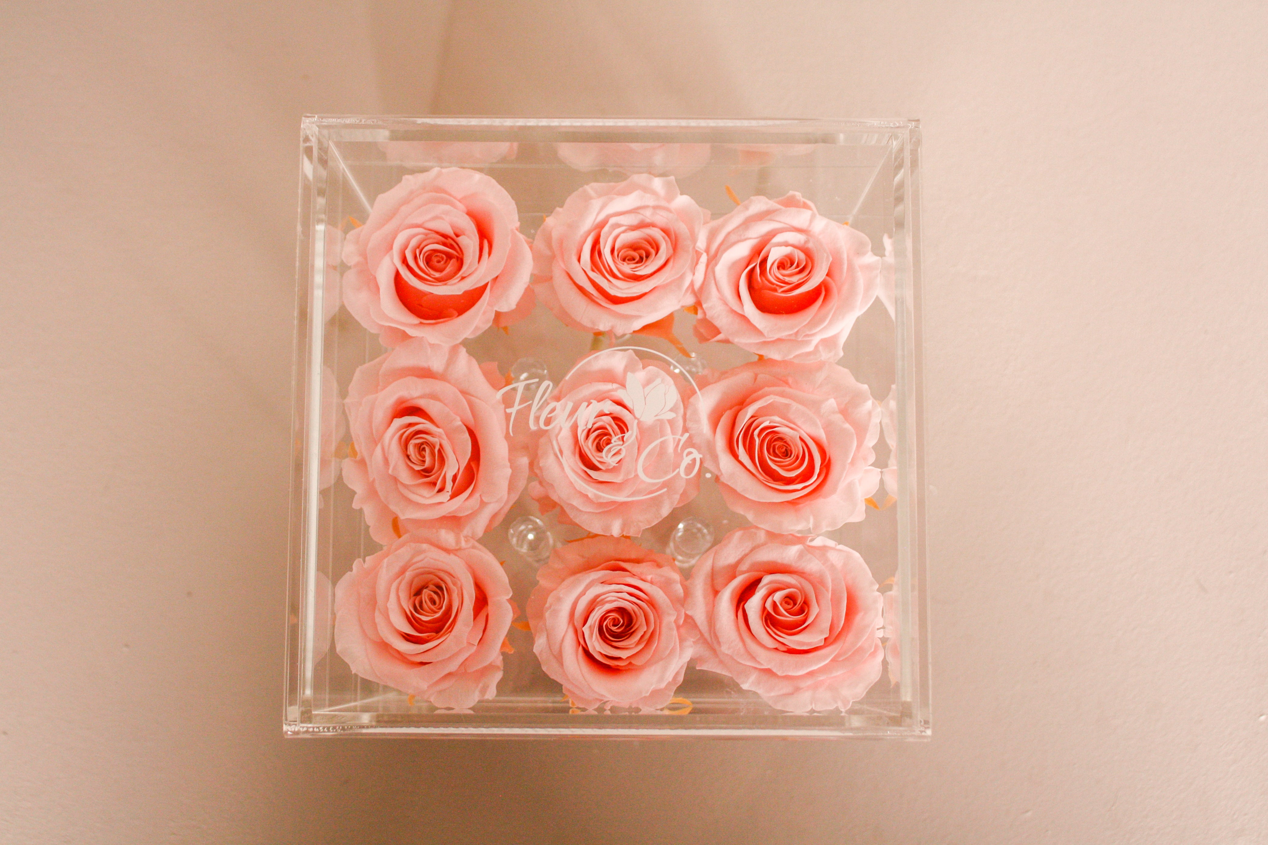 Forever Roses in a clear box - Small Fleur & Co. 